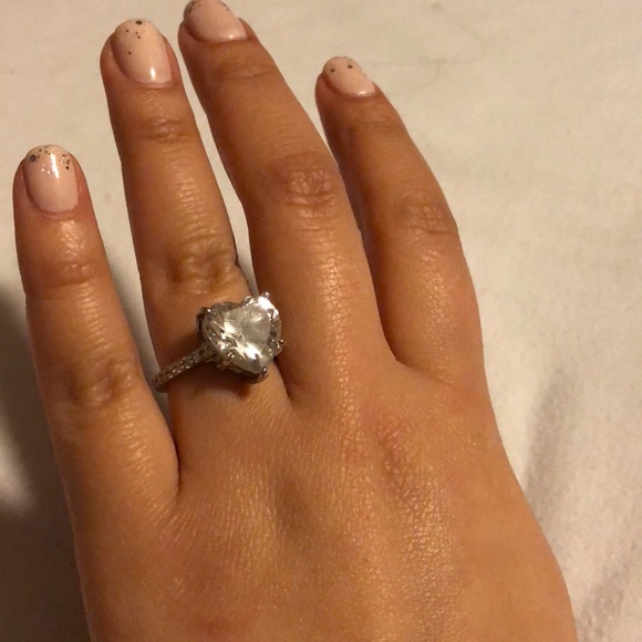 Ring - Picture 3 of 3